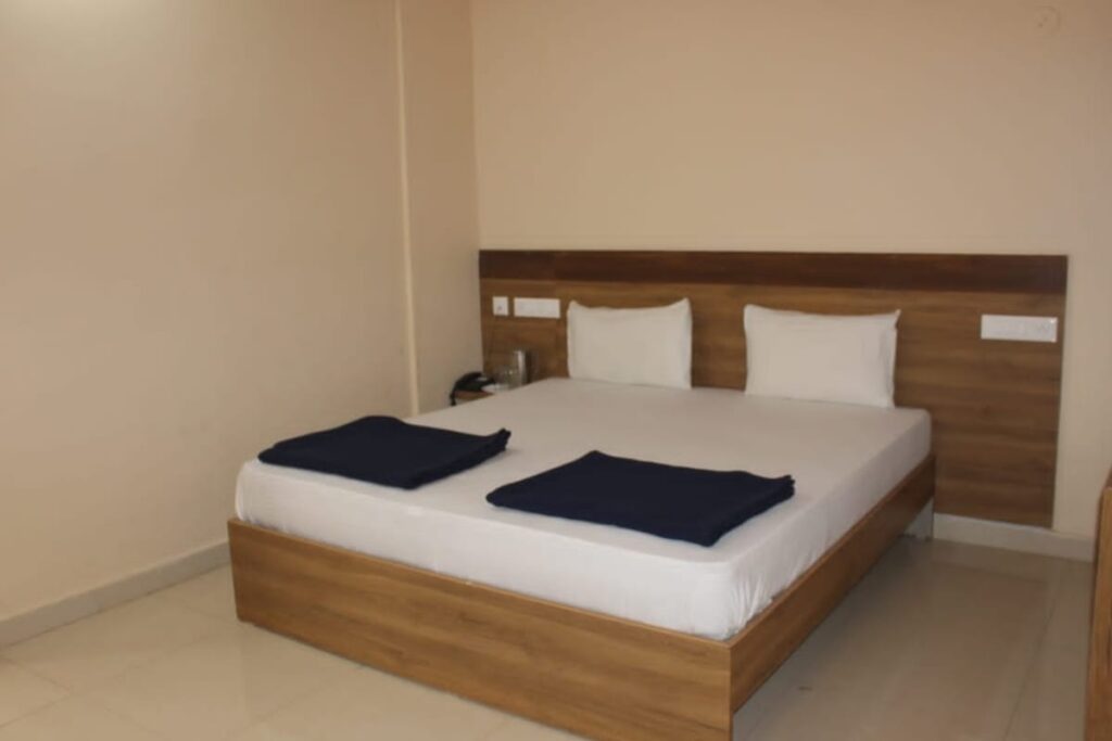 ShreeKrishna Residency Boarding & Lodging - Yellapur